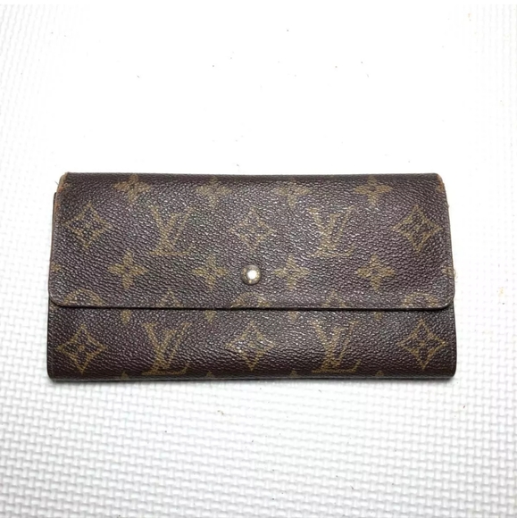 Louis Vuitton Handbags - Authentic Louis Vuitton Brown Monogram Portefeiulle Sarah Long Wallet